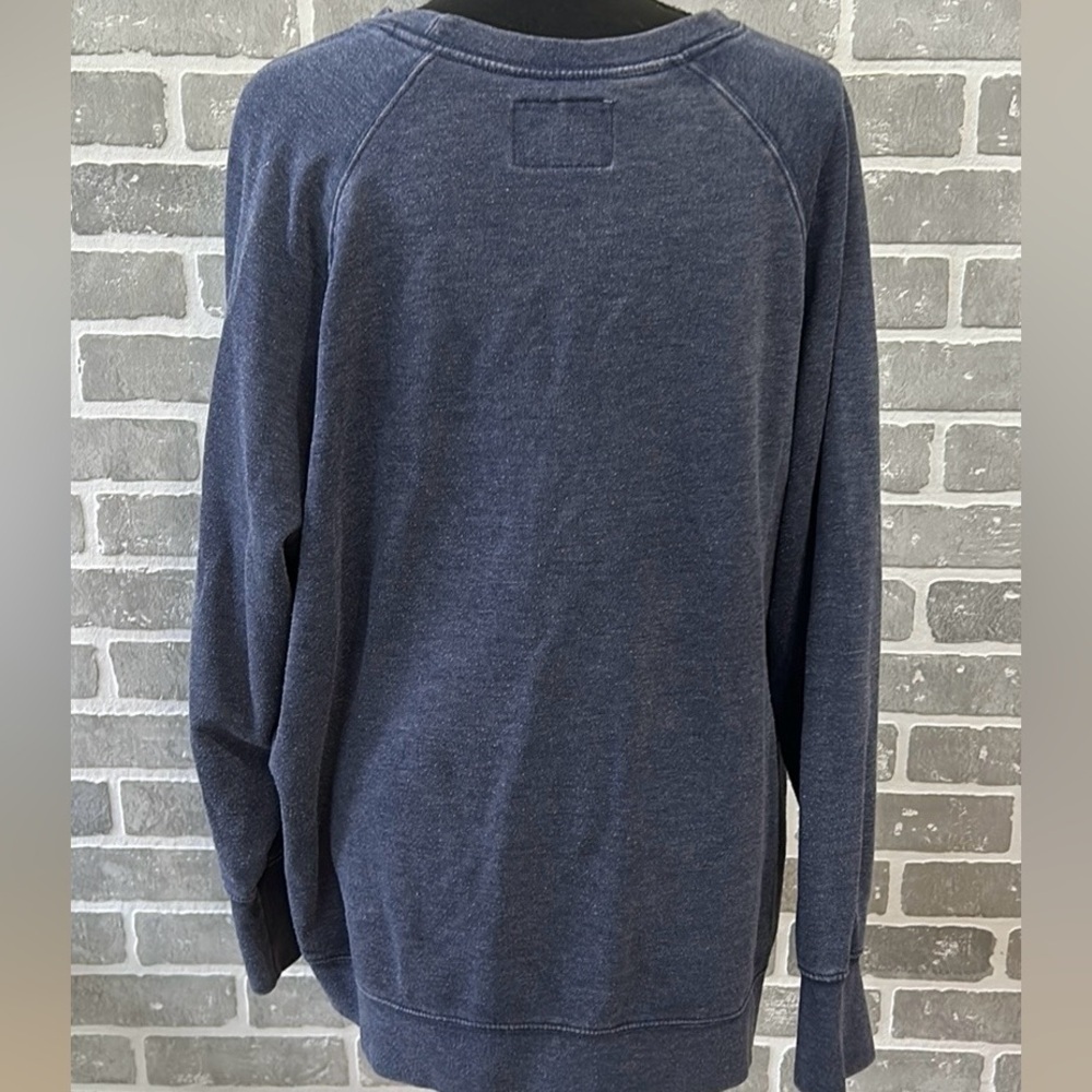 Women’s Champion Crewneck - Picture 5 of 8